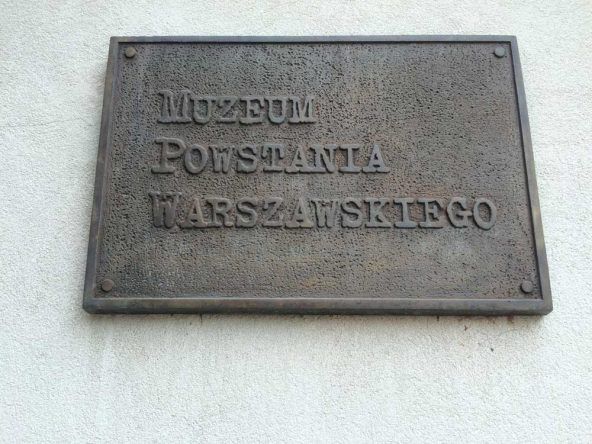 Museum des Warschauer Aufstandes in polnischer Sprache