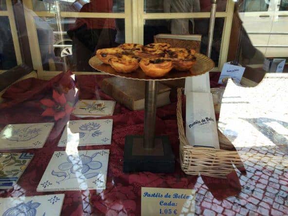 Zwischendurch eine kleine Stärkung: Die leckeren Puddingtörtchen - Pastéis de Belém