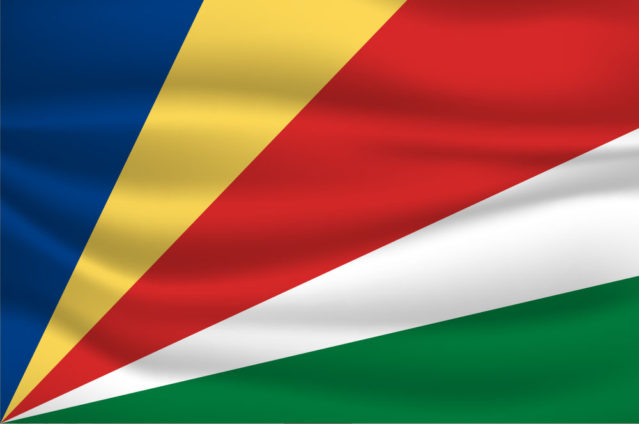 Schön bunt: Die Flagge der Seychellen