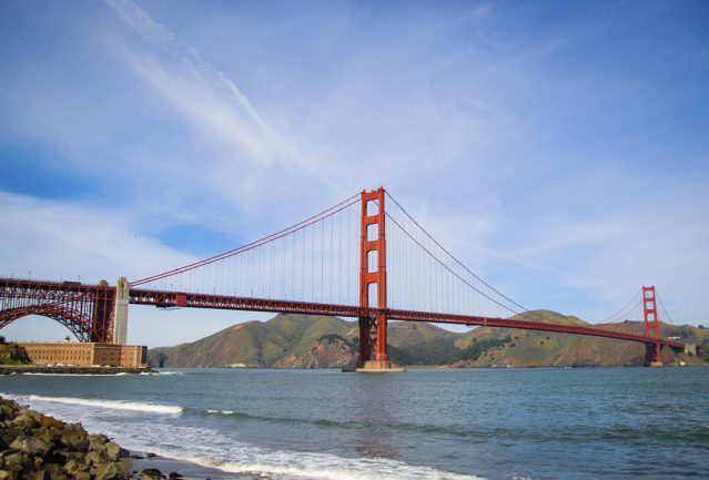 Die berühmte Golden Gate Bridge in San Francisco