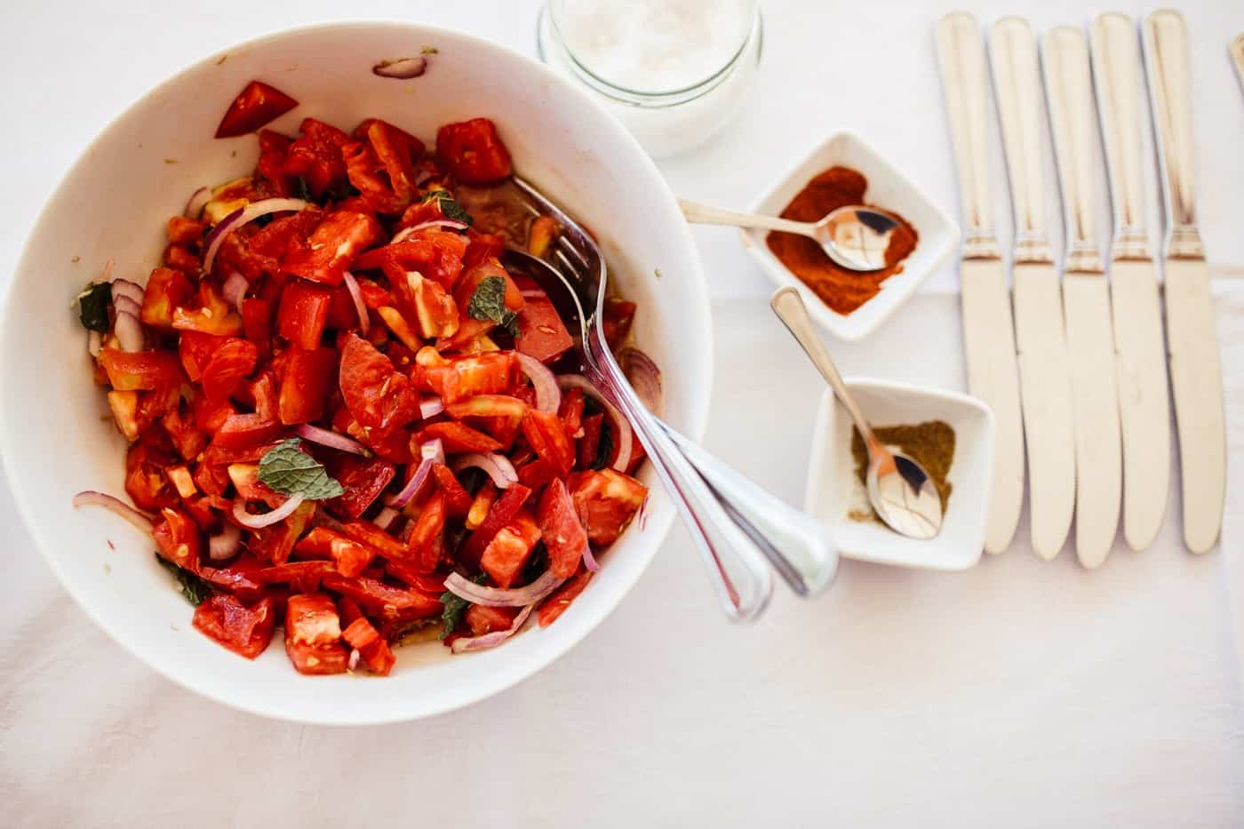 Rezept an der Algarve: Tomatensalat, hezrundblut