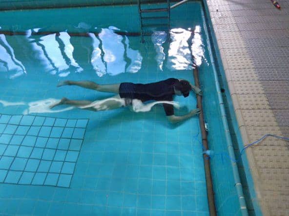 Auch Indoor-Pools werden von den Pooltestern geprüft