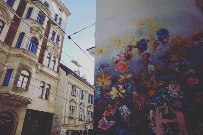 Streeetart Mural Blumen Wien