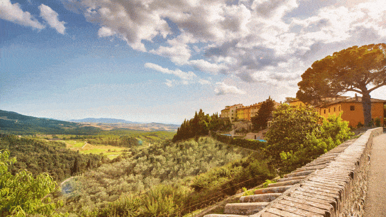 Panoramablick vom II Castelfalfi - TUI BLUE SELECTION in der Toskana