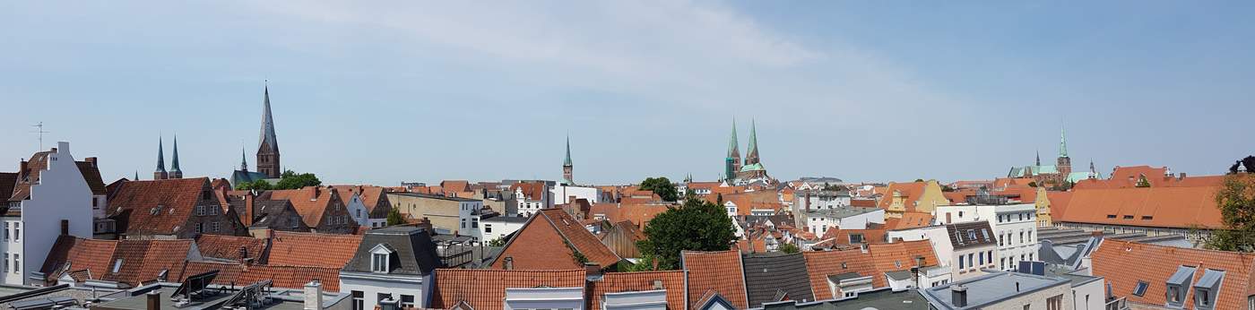7 auf einen Streich - Lübeck von oben
