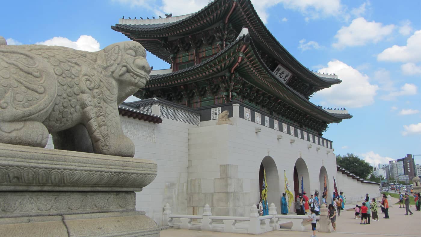 Der Gyeongbokgung ist der größte Palast und das Aushängeschild der Stadt.