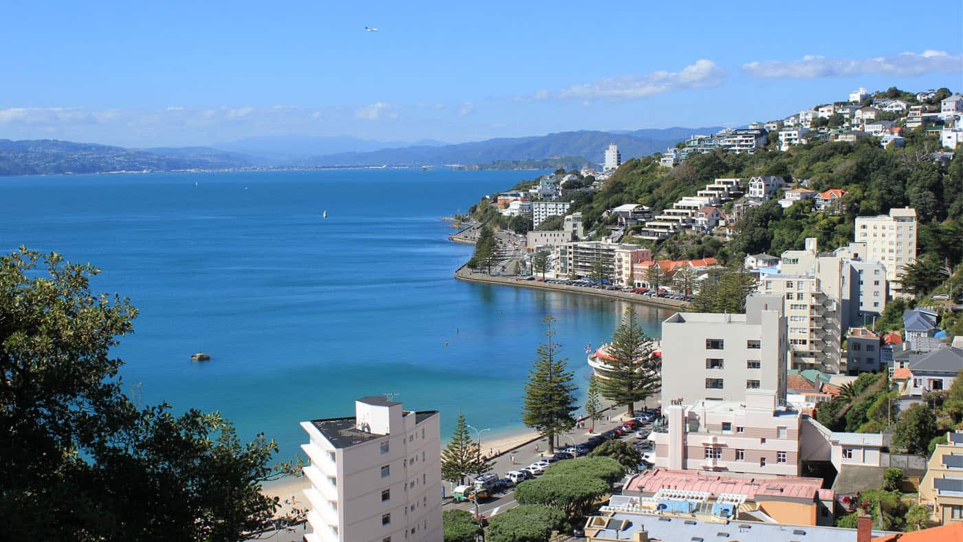 Offiziell ist Wellington eine der windigsten Städte der Welt - uns präsentiert sie sich aber ganz handzahm.