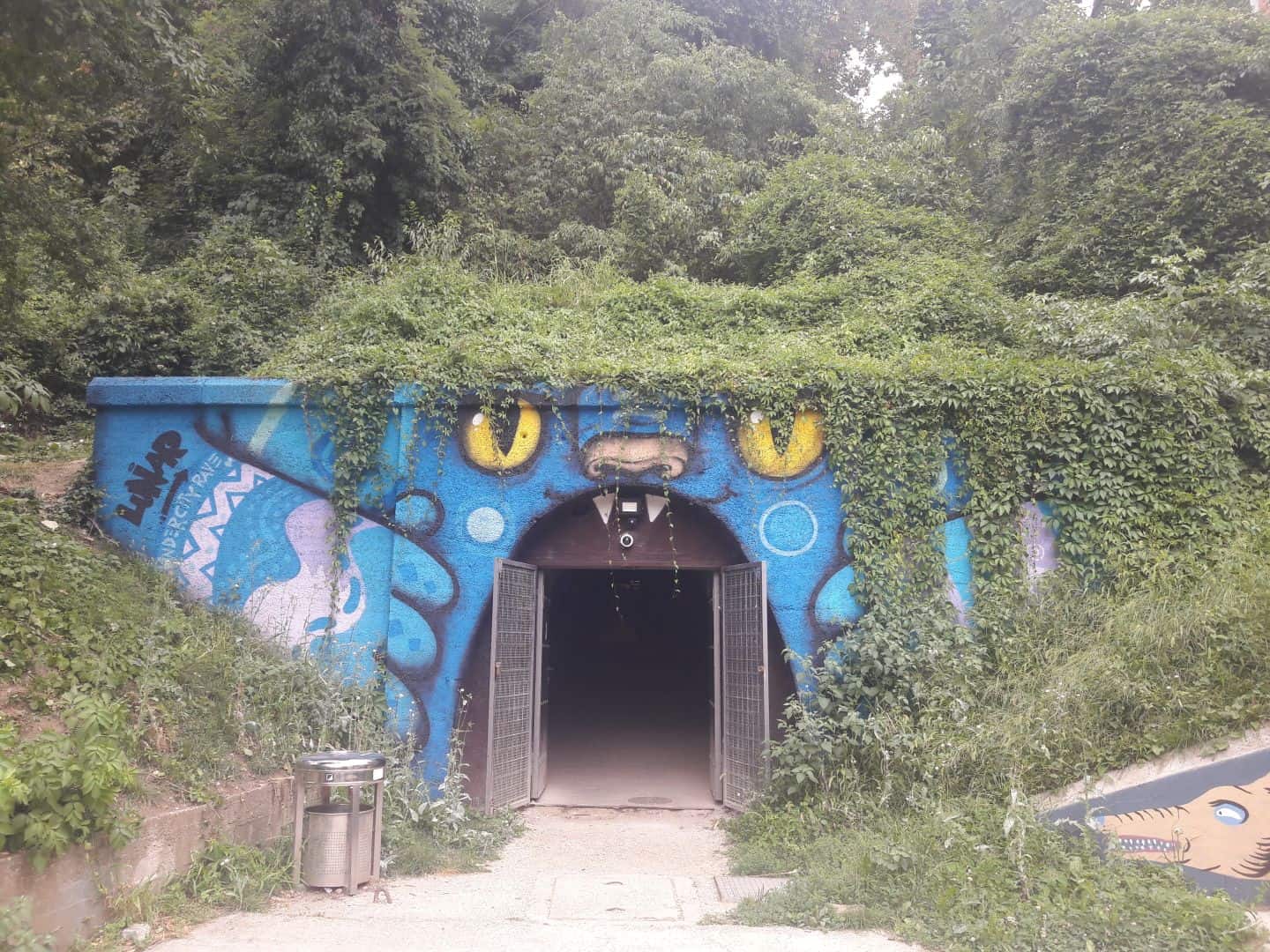 eingang Grič Tunnel art park