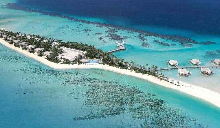 Das komplett neue RIU Palace Maldivas öffnet auf der Privatinsel Kedhigandu