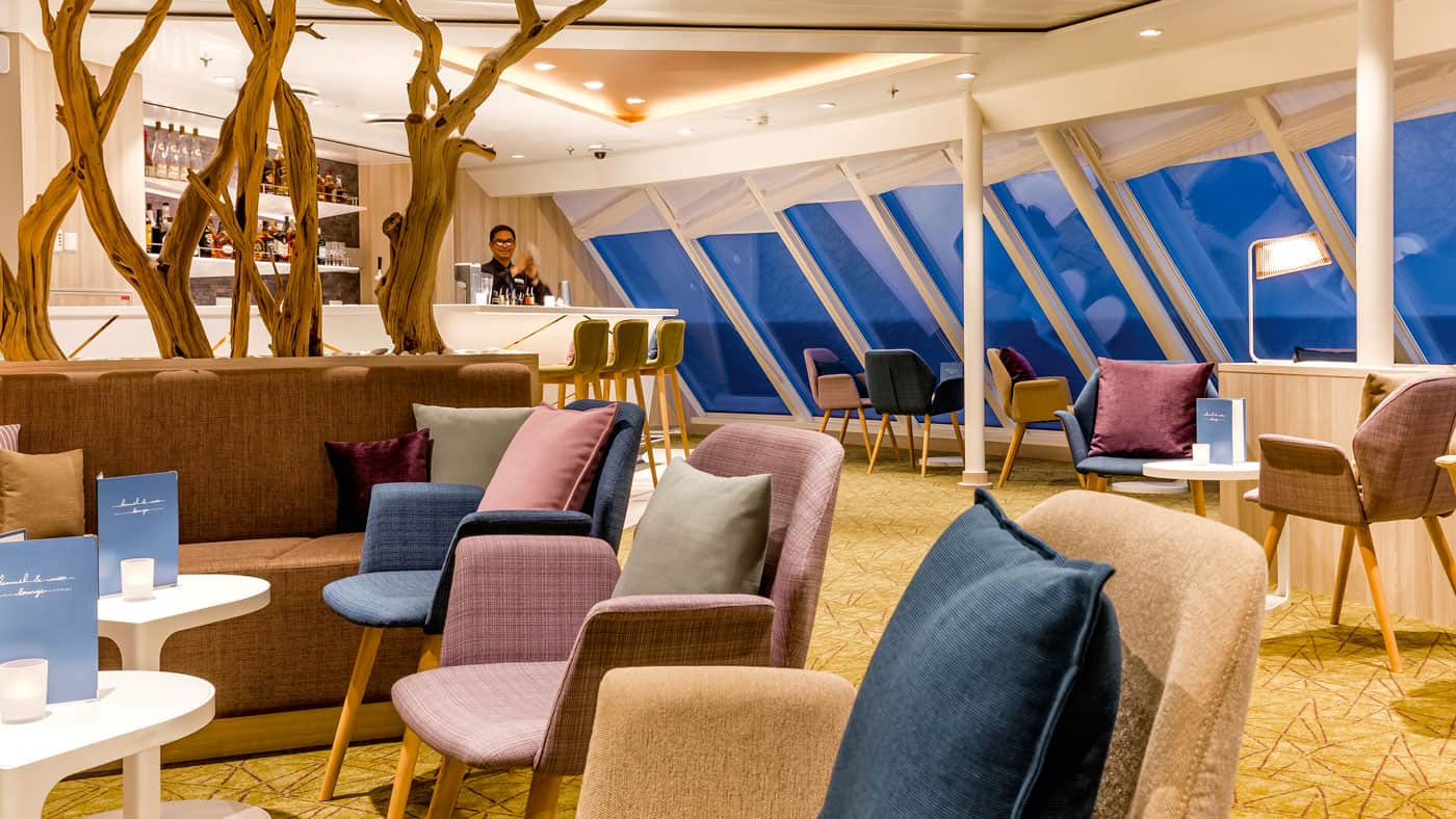 Einer meiner Lieblingsplätze ist die Himmel & Meer Lounge (© TUI Cruises GmbH Hamburg)