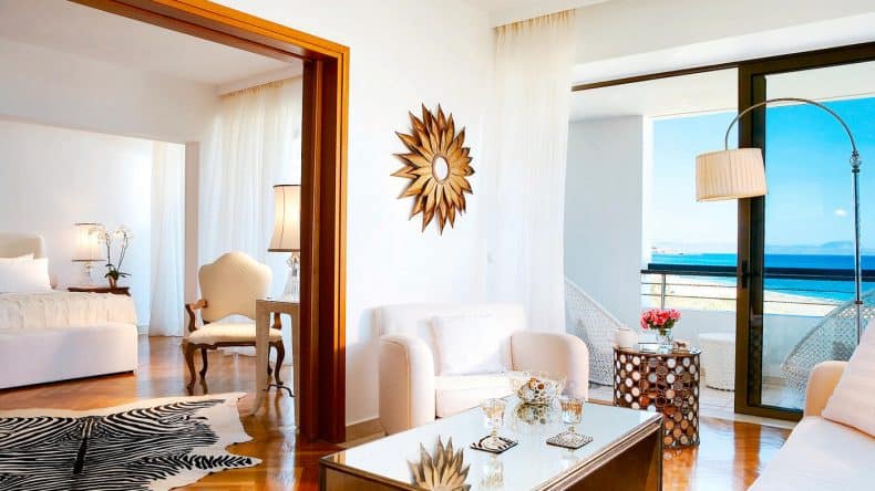 Luxus pur: Die Famous Class Palace Luxury Suite mit Blick auf's Meer