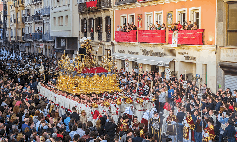 Mehr über die andalusischen Karnevalsbräuche erfährst du in unserem dazugehörigen Blogbeitrag