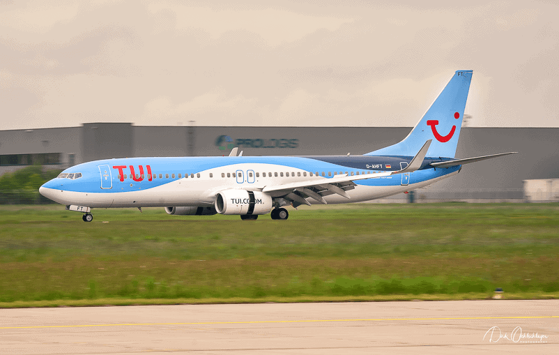 Die D-AHFT ("Foxtrott-Tango") auf der Durchreise am Flughafen Hannover.