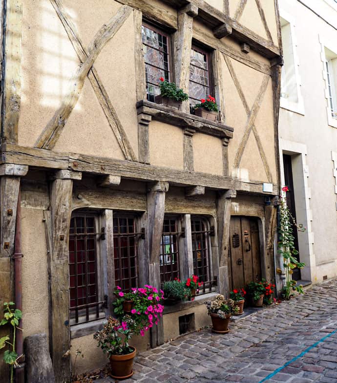 Typisches Haus in einer Gasse