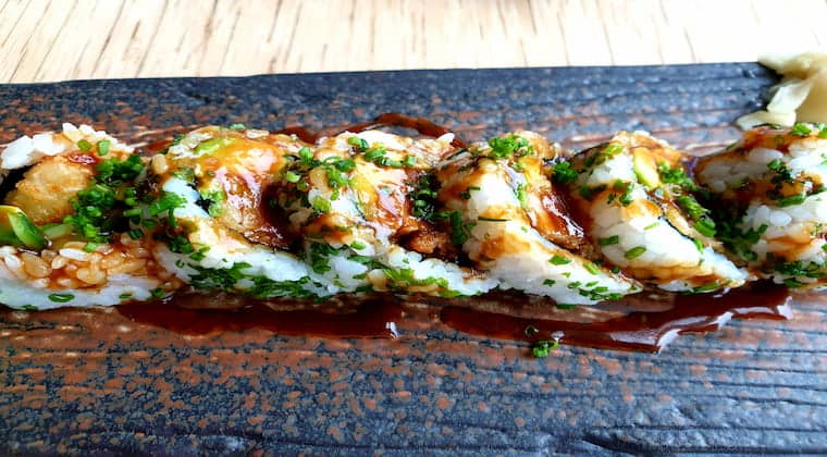 Sushi im Katagi Blau