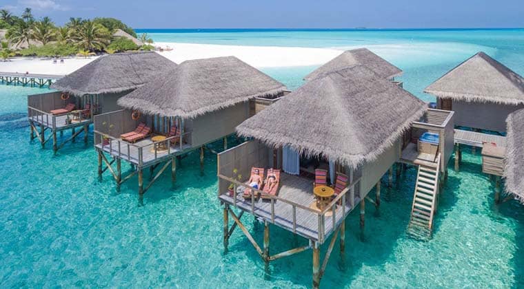 Wasserbungalow Malediven im Meeru Island Resort and Spa