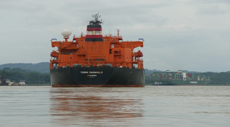 Kanal Schiff in Panama