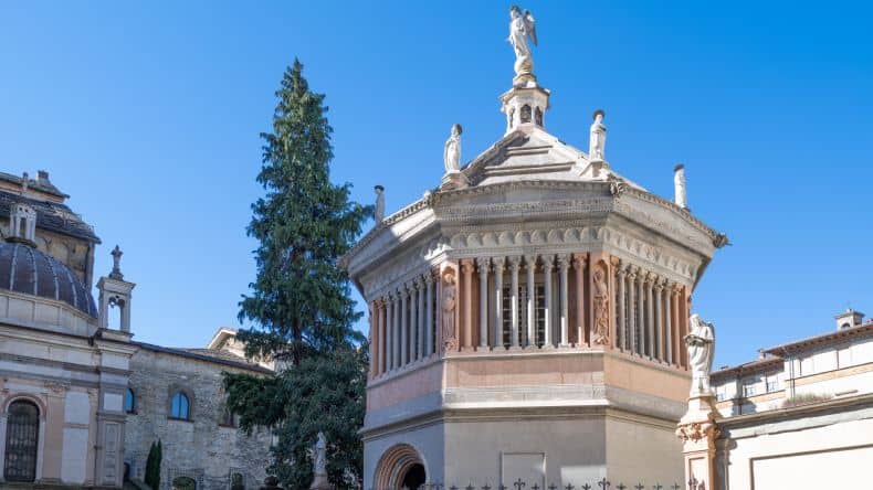 Baptisterium Bergamo
