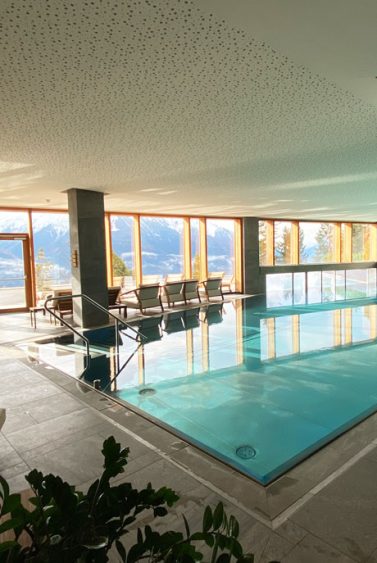 Nidum Hotel Pool Bereich