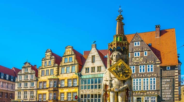 Bremen der Marktpaltz mit der Roland Statue