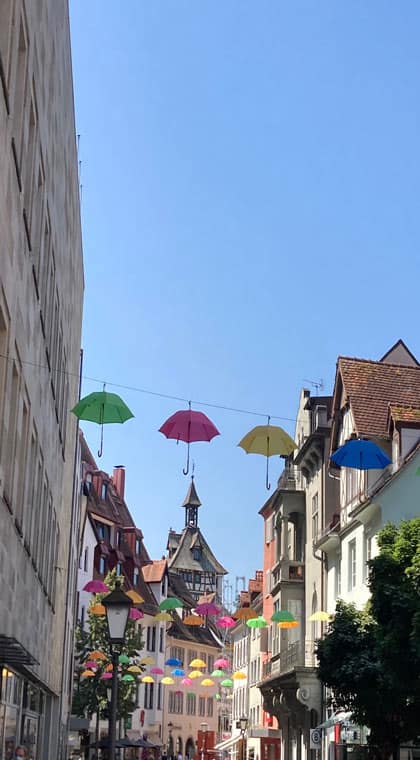 Bodensee Konstanz bunte Schirme