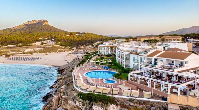 Cala Mesquida Resort Mallorca Blick auf die Bucht