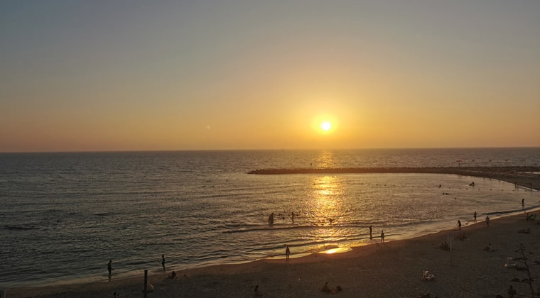 Sonnenuntergangsstimmung in Tel Aviv