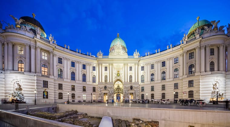 Wien Sehenswürdigkeiten Die Spanische Hofreitschule in Wien