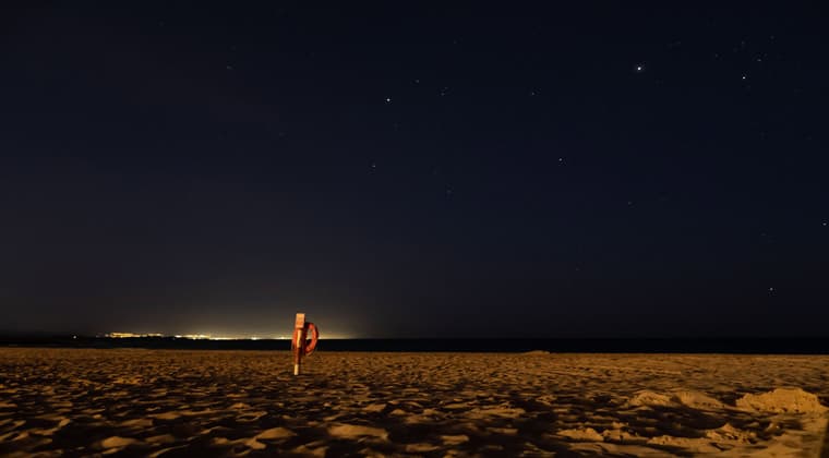 Strand bei Nacht auf Fuerteventura.