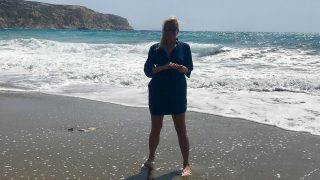 TUI Bloggerin Sandra am Kommos Beach auf Kreta.