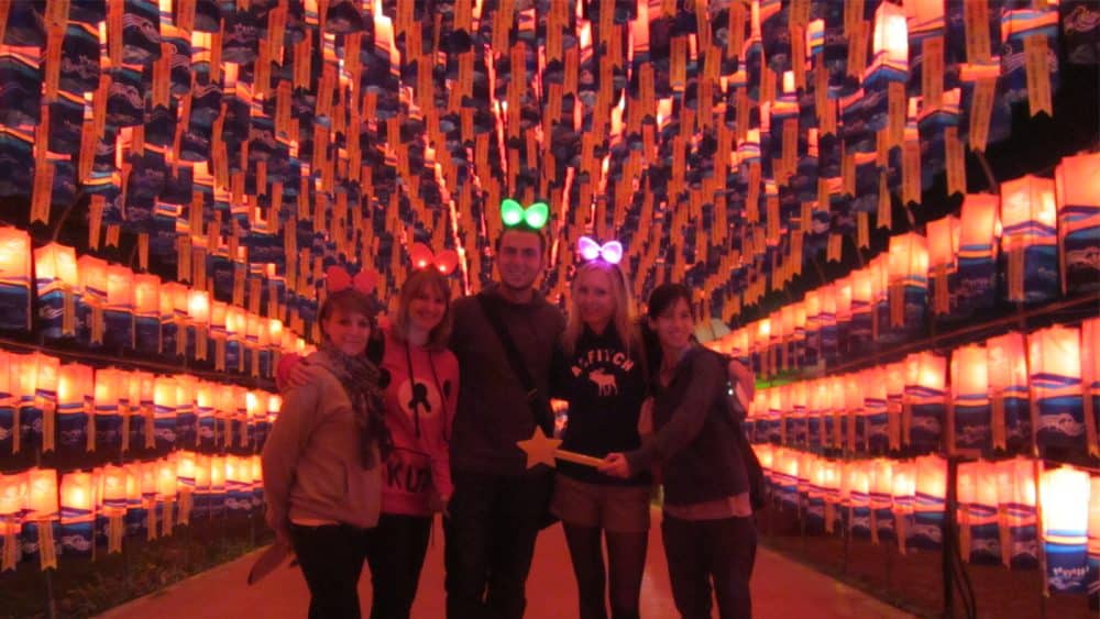 Mittlerweile werden die tausenden Laternen fast ausschließlich mit elektronischem Licht beleuchtet.