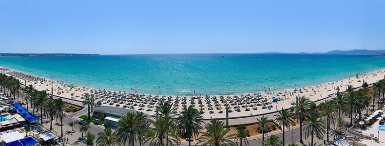 Großartiges Panorama der Playa del Palma.