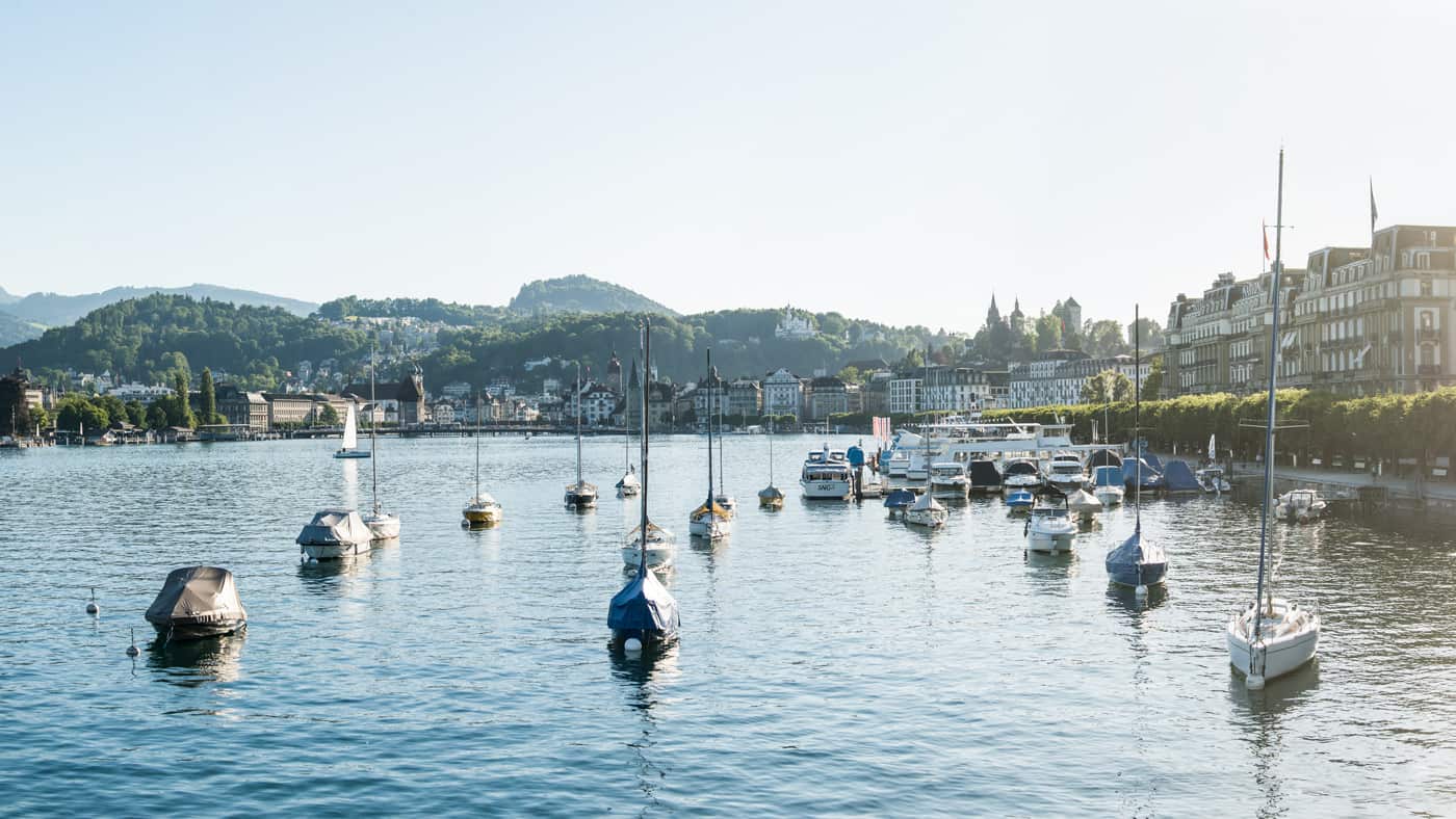 Im Hintergrund der Pilatus (© Swiss Image)