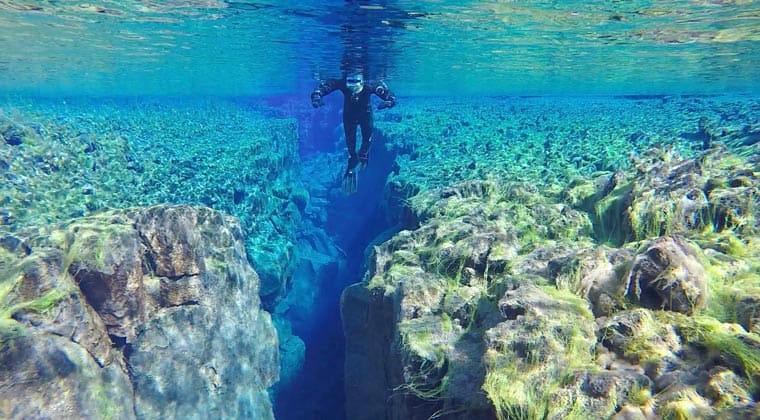 Die Silfra-Spalte - Tauchspot zwischen zwei Kontinenten, Amerika und Europa.