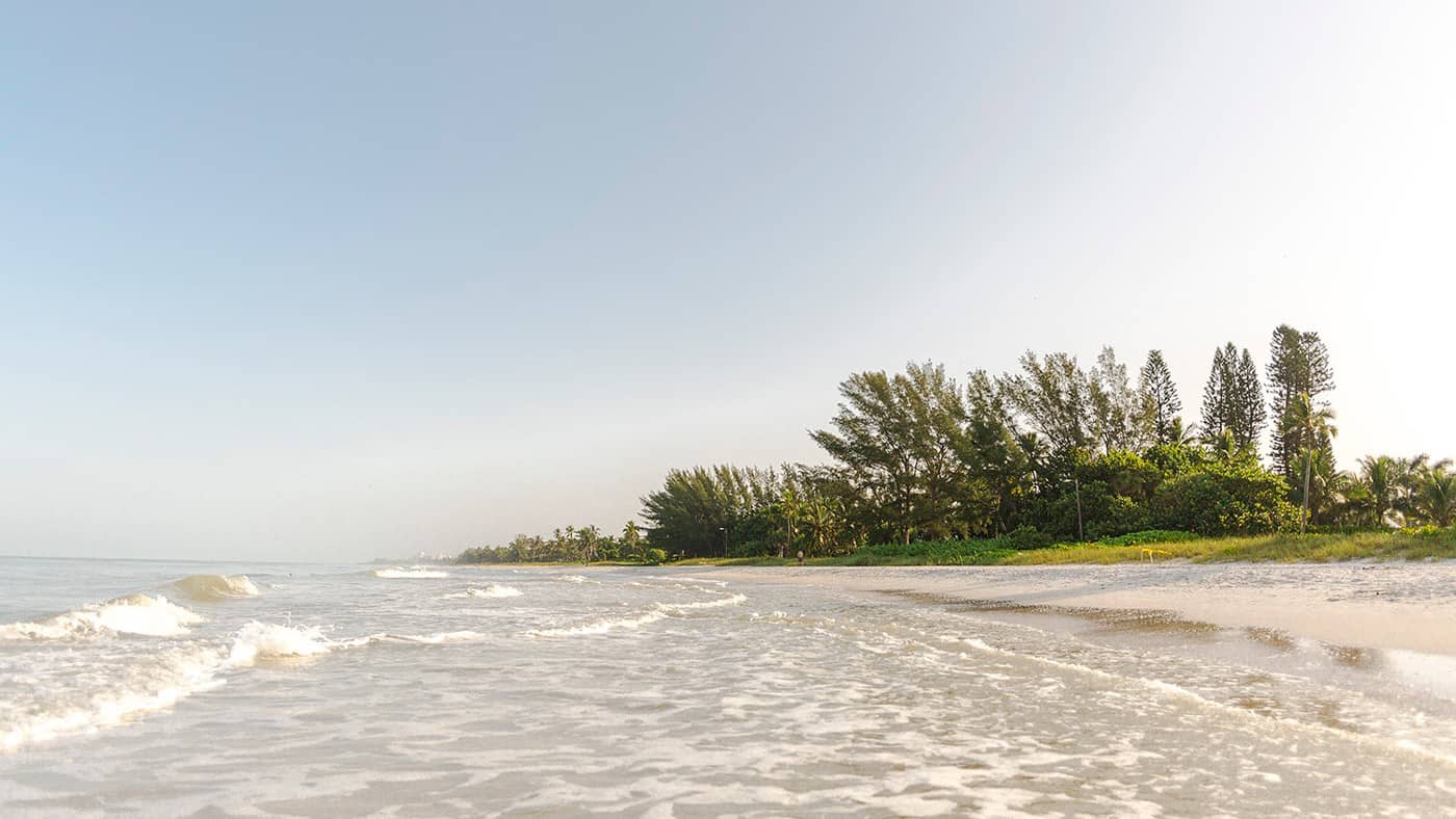 Sehr bekannter Naples Beach: Der Vanderbilt Beach County Park