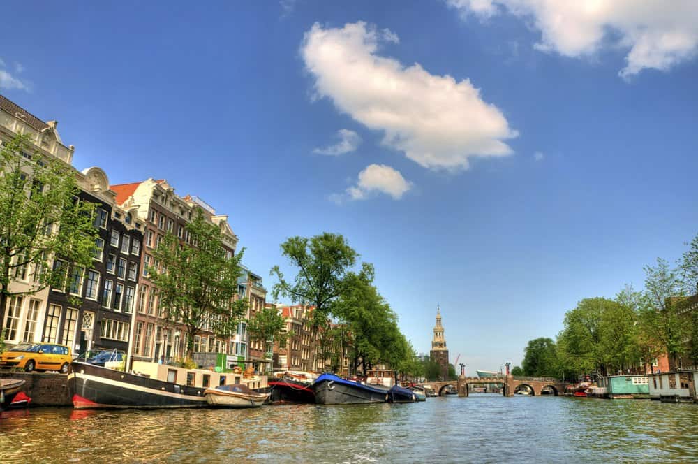 Typisch Amsterdam mit seinen Grachten