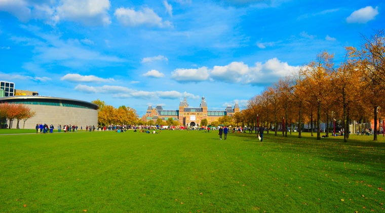 Amsterdam Sehenswürdigkeiten Blick auf das Van Gogh Museum