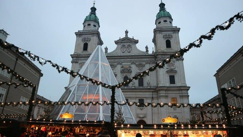 Aussicht auf den Salzburger Christkindlmarkt