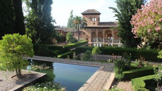 Der wunderschöne Garten des Palacio Nazaries