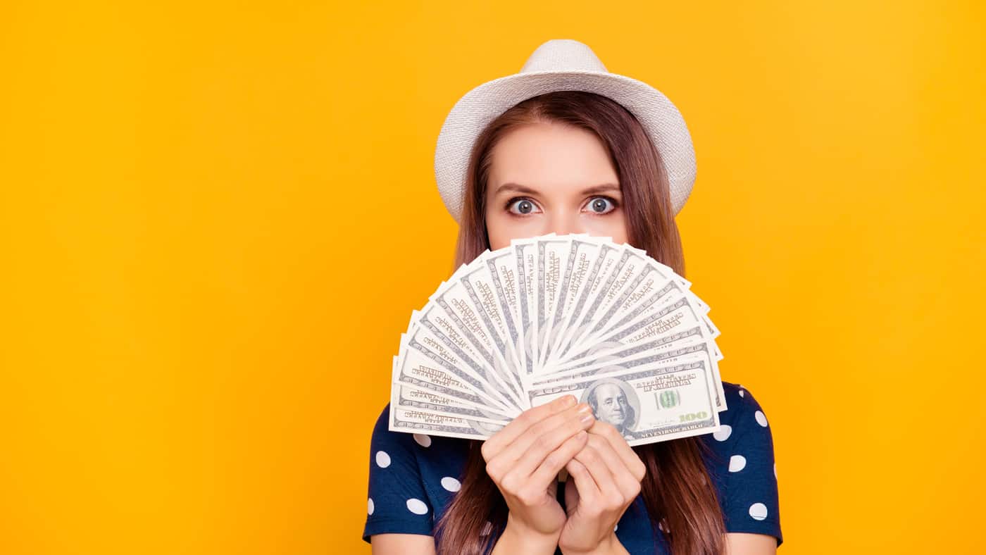 Beim Abschluss der RRV bei TUI gibt es keinen Selbstbehalt. Sofern es sich um einen versicherten Grund handelt, leistet das Versicherungsunternehmen also komplett und ersetzt den Schaden vollständig.