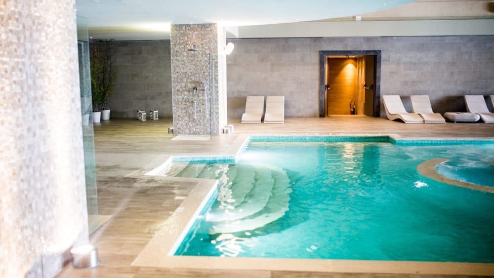 Indoorpool im Miraggio Thermal Spa Resort
