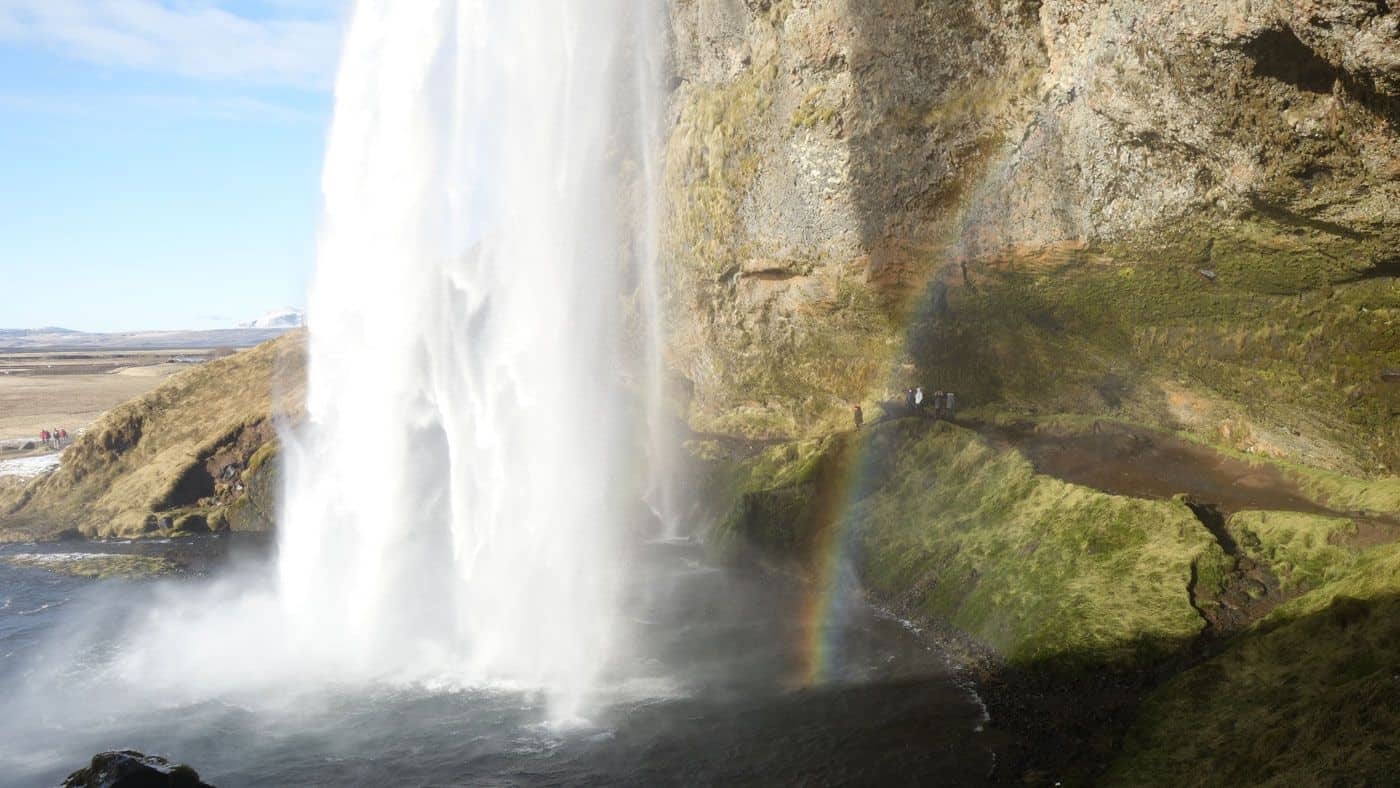 Außergewöhnliches Reiseziel: Seljalandsfoss in Island