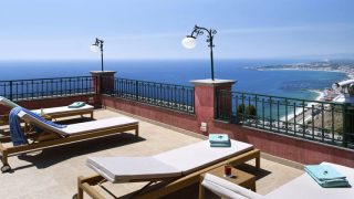 Italien Insel Sizilien Villa Schuler Blick auf Meer