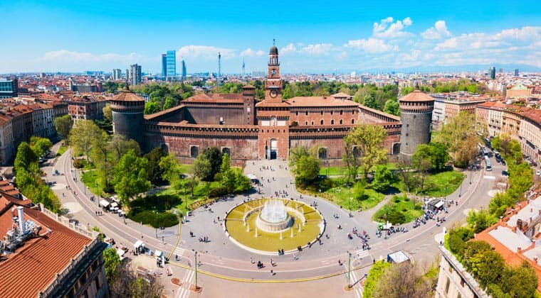 Italien Städte Schloss Sforza in Mailand