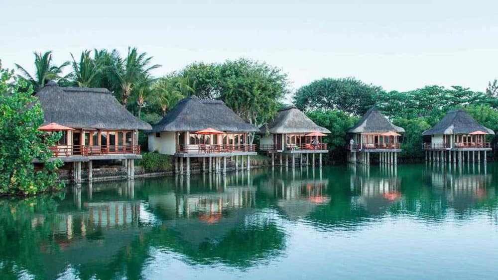 Die Junior Suiten auf Stelzen im Resort Constance Prince Maurice auf Mauritius