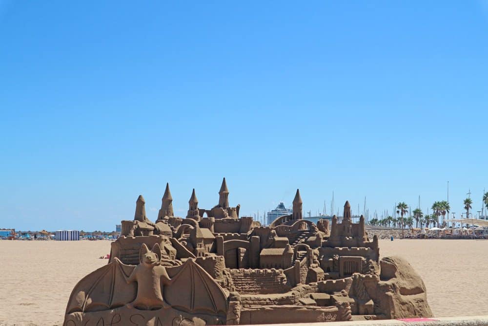Kunstwerk aus Sand in Valencia