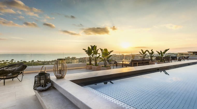 Terrasse vom Katagi Blau