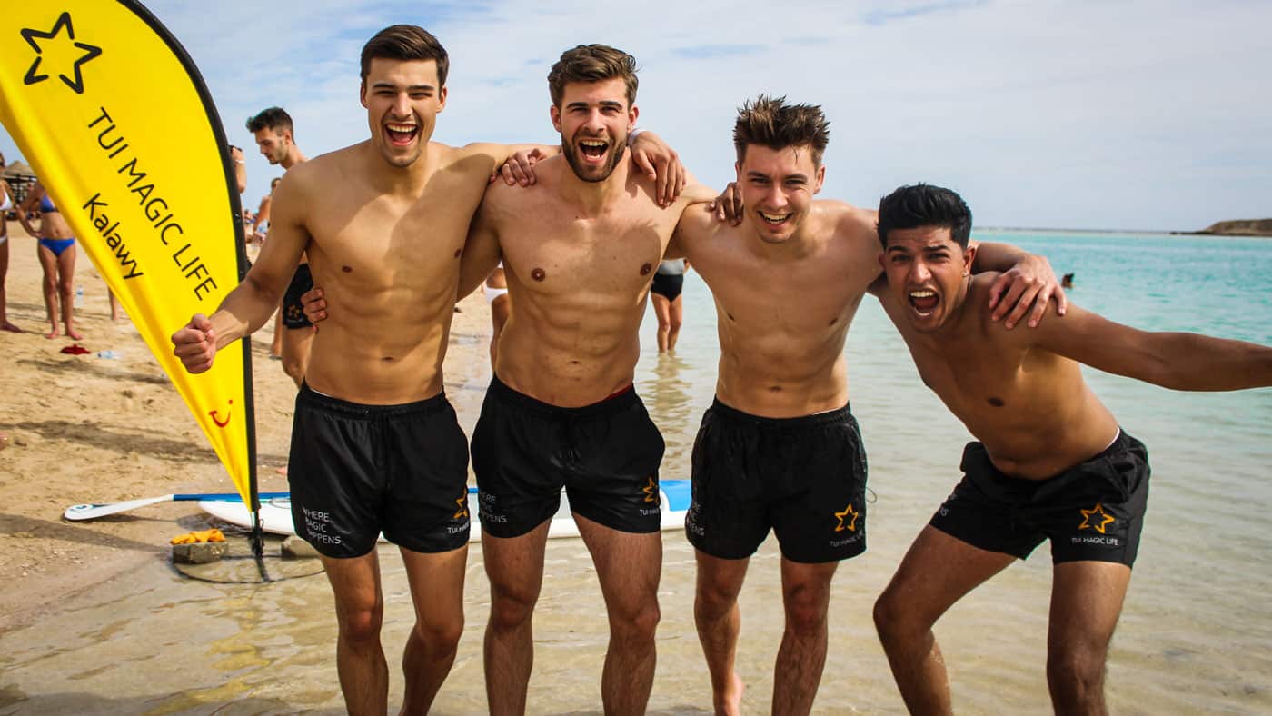 Die stolzen Gewinner der Beach Boot Camp Competition