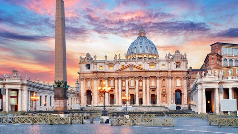 Der Petersdom in der Vatikanstadt.