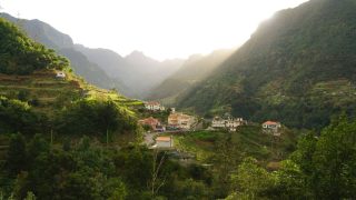Die schöne Berglandschaft auf der Insel Madeira